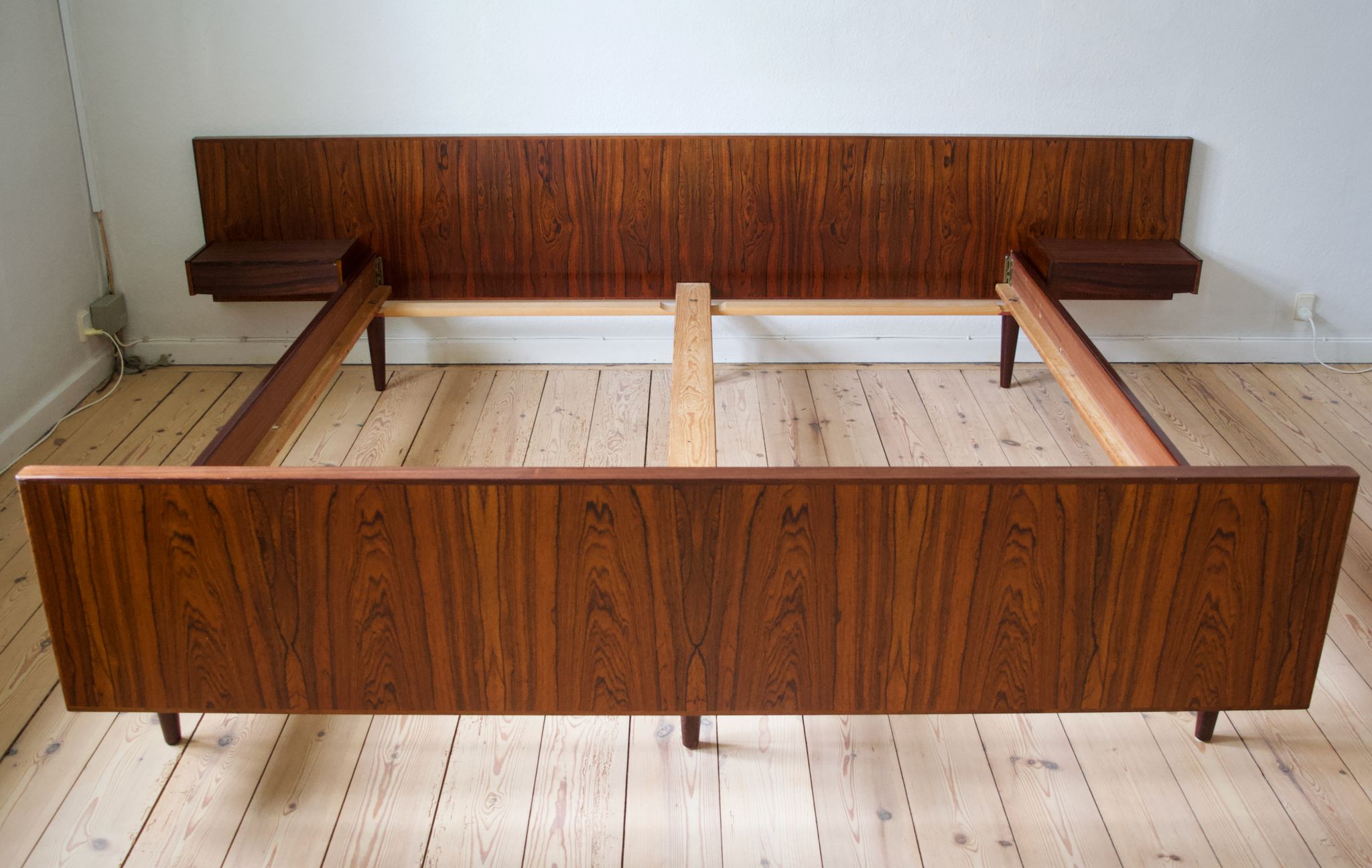 Danish rosewood floating bed from Sannemans Møbelfabrik, 1960s
