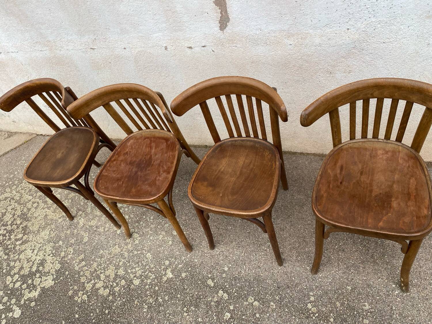 Set of 4 artex bistro chairs