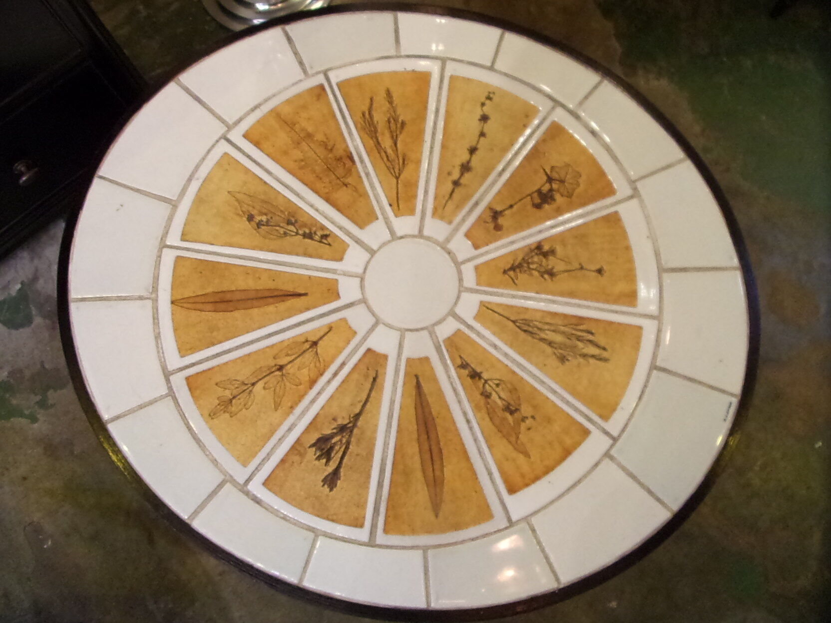 Capron ceramic low table