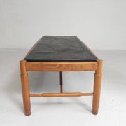 Table basse vintage en chêne avec plateau en ardoise dans un cadre en chêne, années 1960