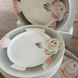 Service d’assiettes vintage