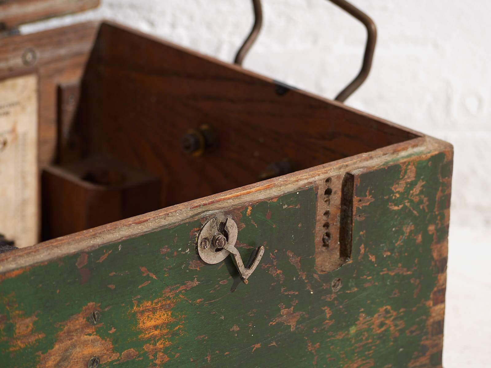 Vintage World War II ammunition box (c.1945) #9