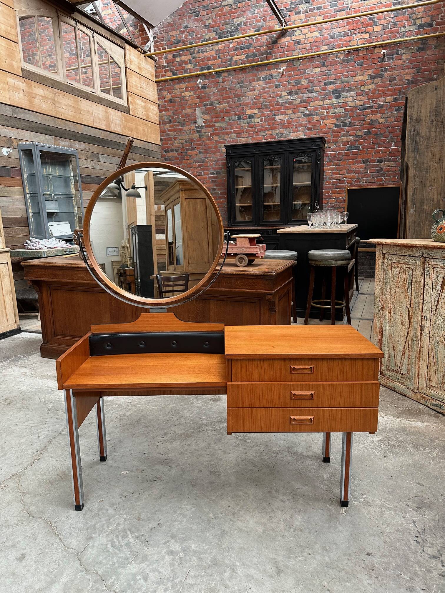 Coiffeuse années 60