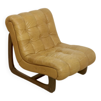 Fauteuil en cuir camel  année 60.