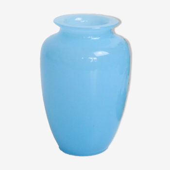 Pretty opaline agate vase from Baccarat