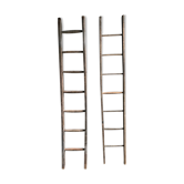 Lot of two wooden ladders
