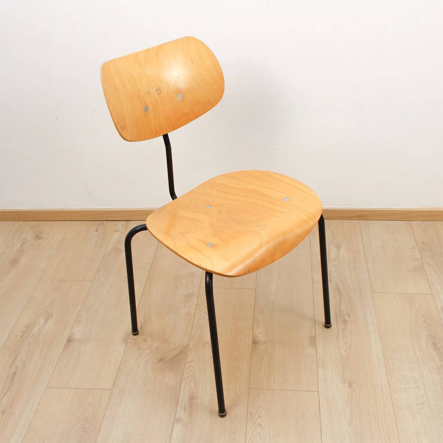 Chaise SE68 par Egon Eiermann