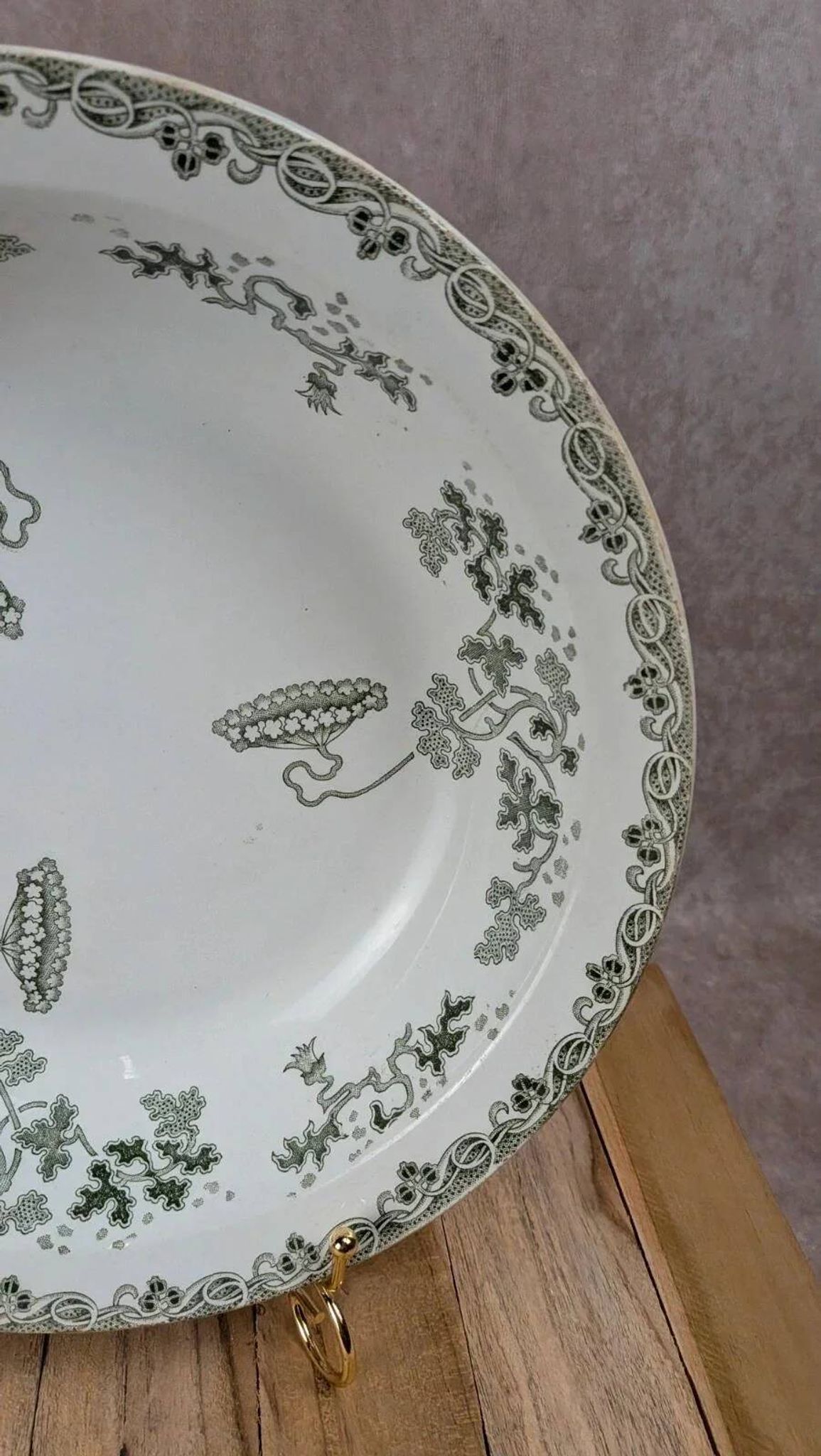 Antique shallow dish Saint-Amand – Ironstone – Modern Style model