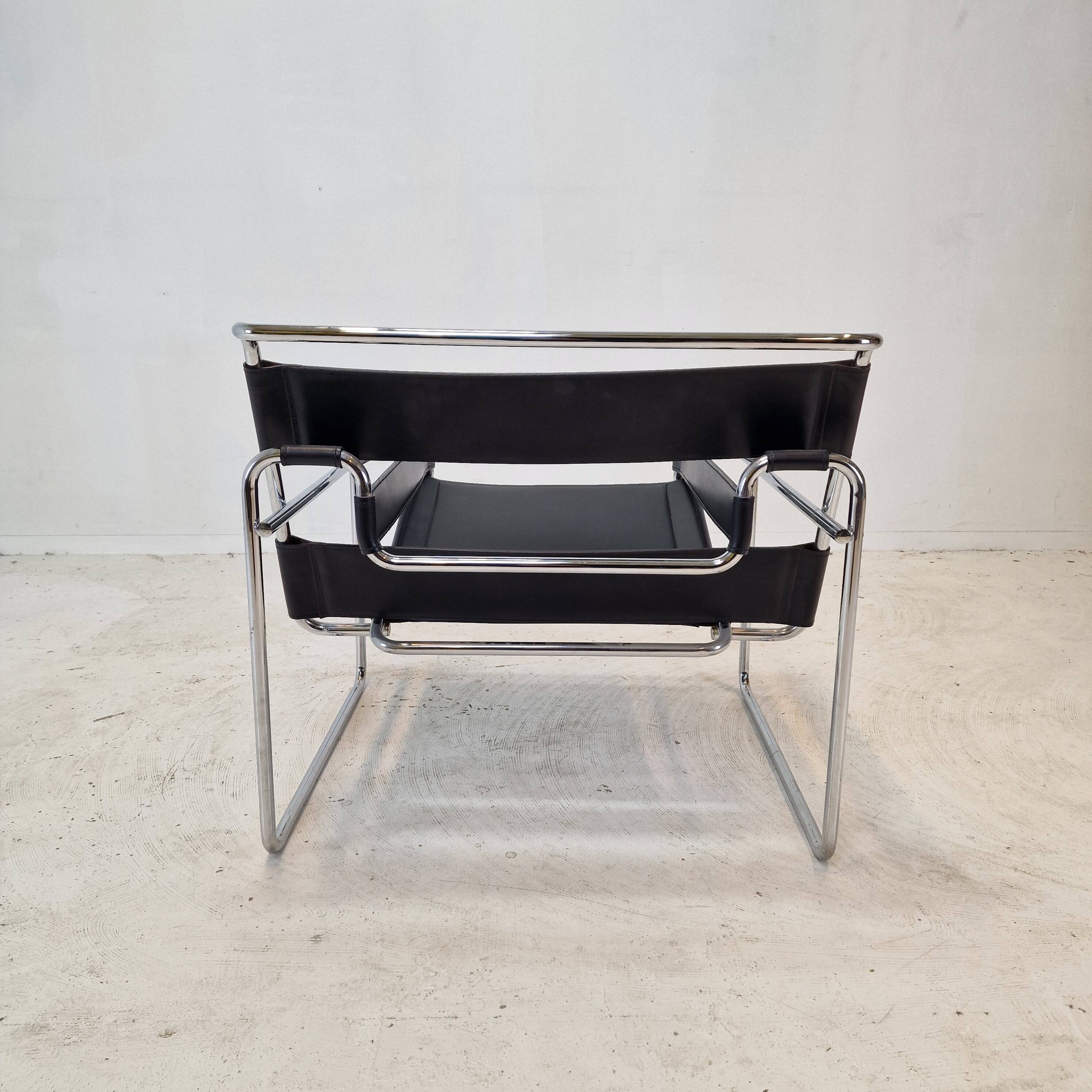 Set of 2 Wassily Chairs by Marcel Breuer