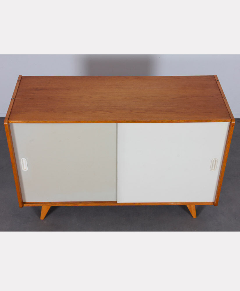 Buffet blanche et beige par Jiri Jiroutek, modèle U-452, 1960