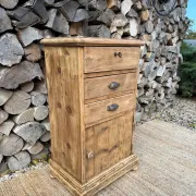 Solid wood chiffonier / Storage furniture