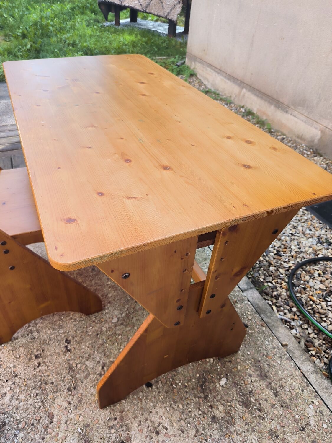 Desk and chair