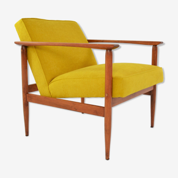 Yellow armchair M