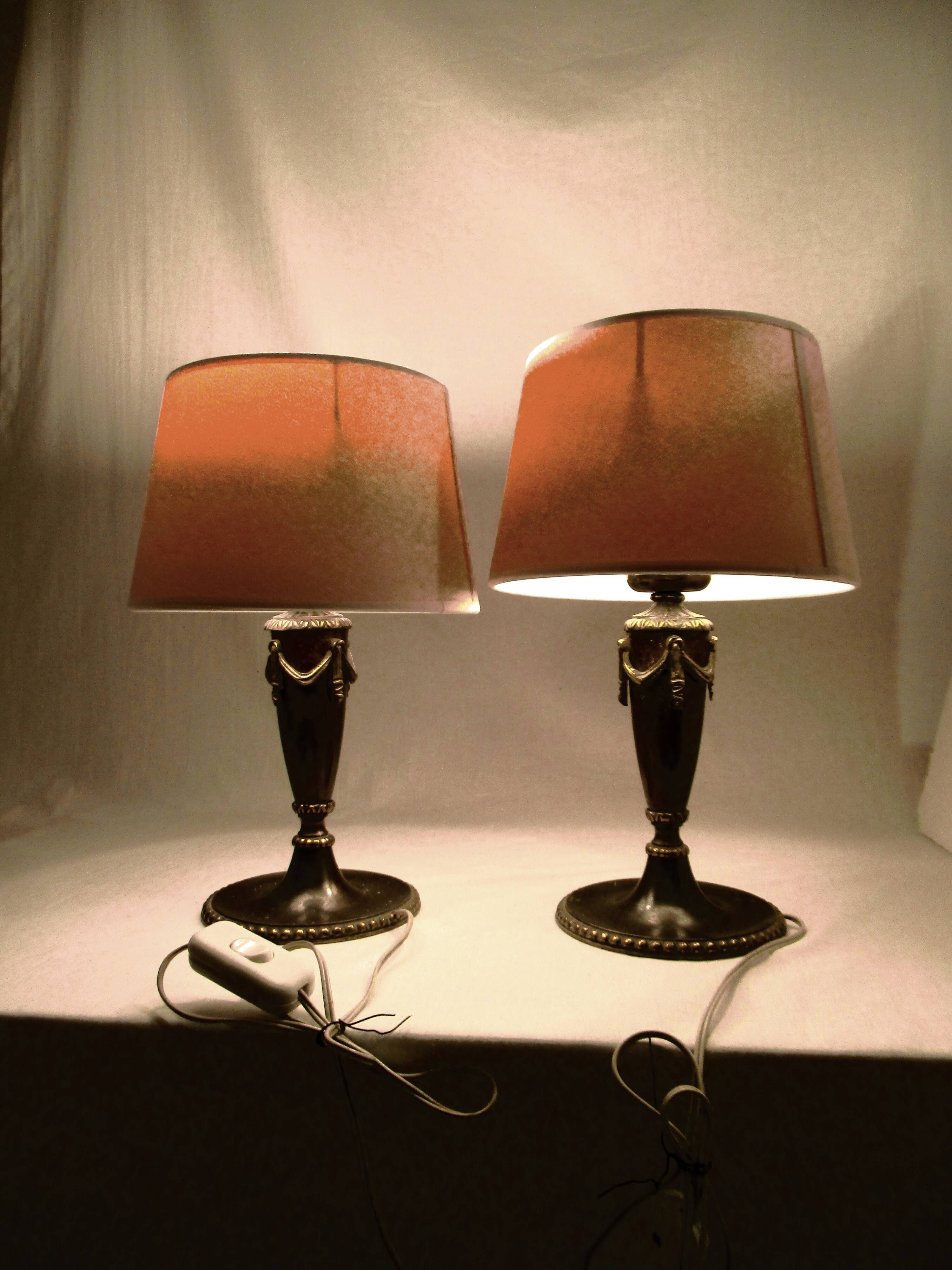 Bedroom lamps