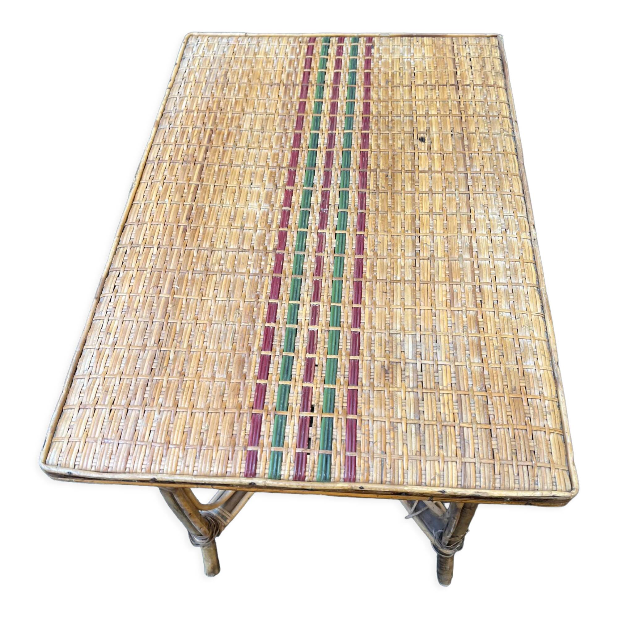 Rattan table