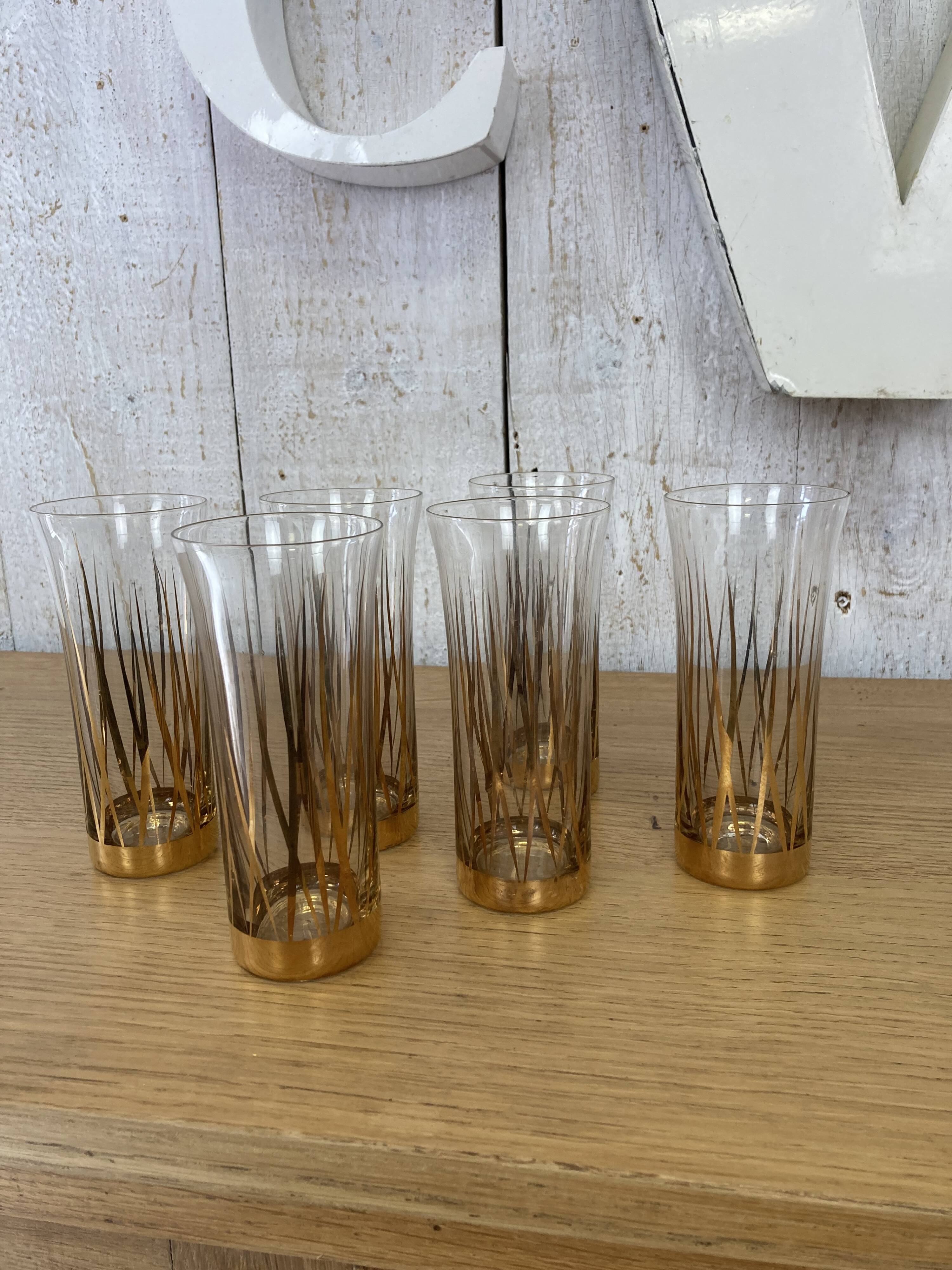 Service de 6 verres et carafe assortie