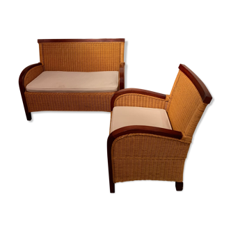 Lounge bench - a wicker chair