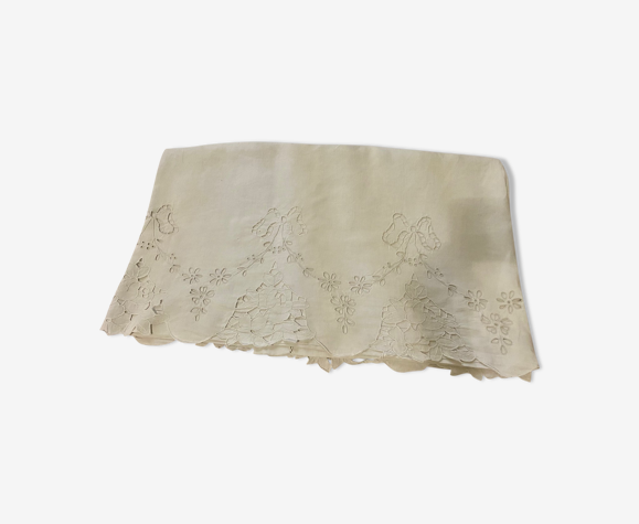 Drap en broderie Richelieu