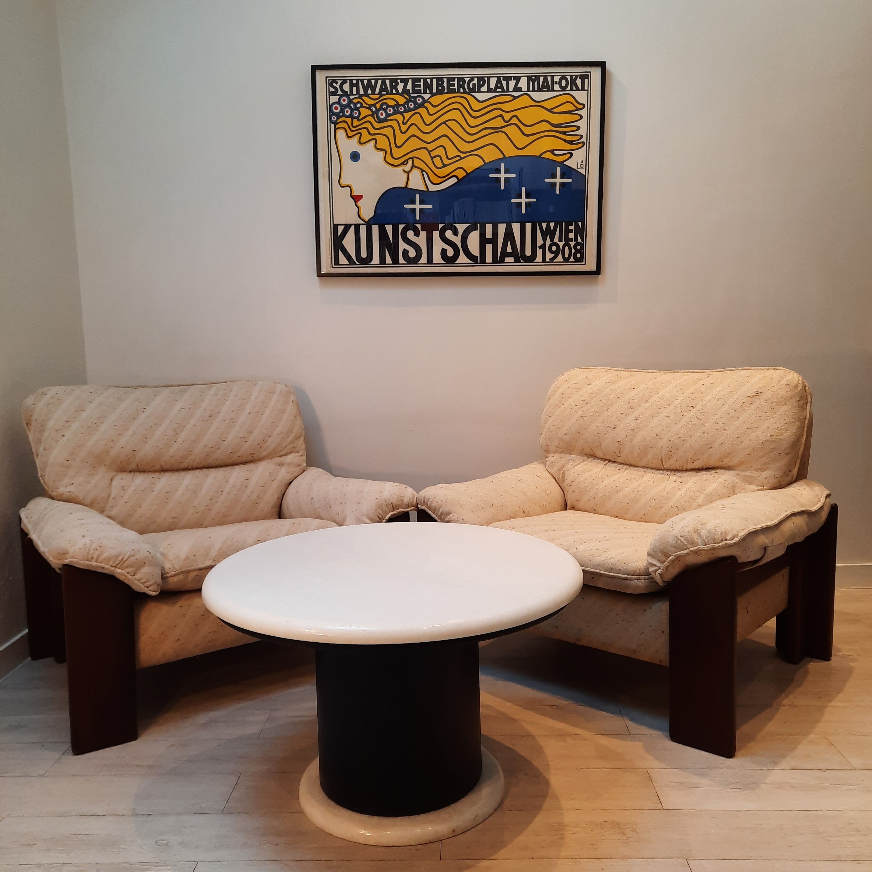 Pair of Italian armchair in Walnut 1970