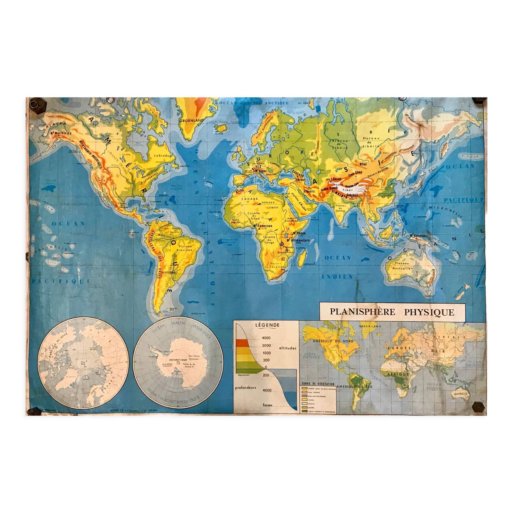 School map of the world / political and physical planisphere 60s