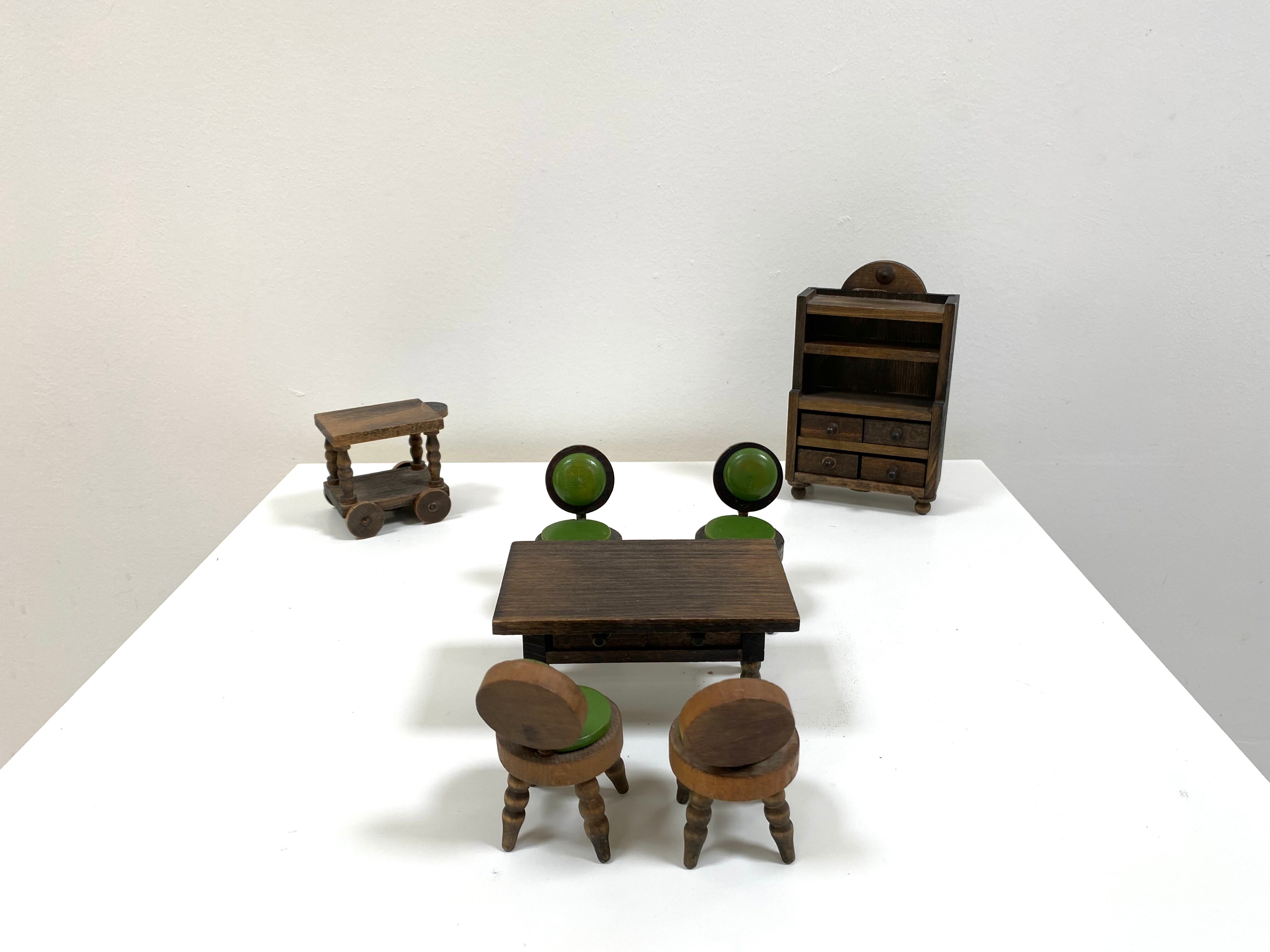 Vintage dollhouse furniture