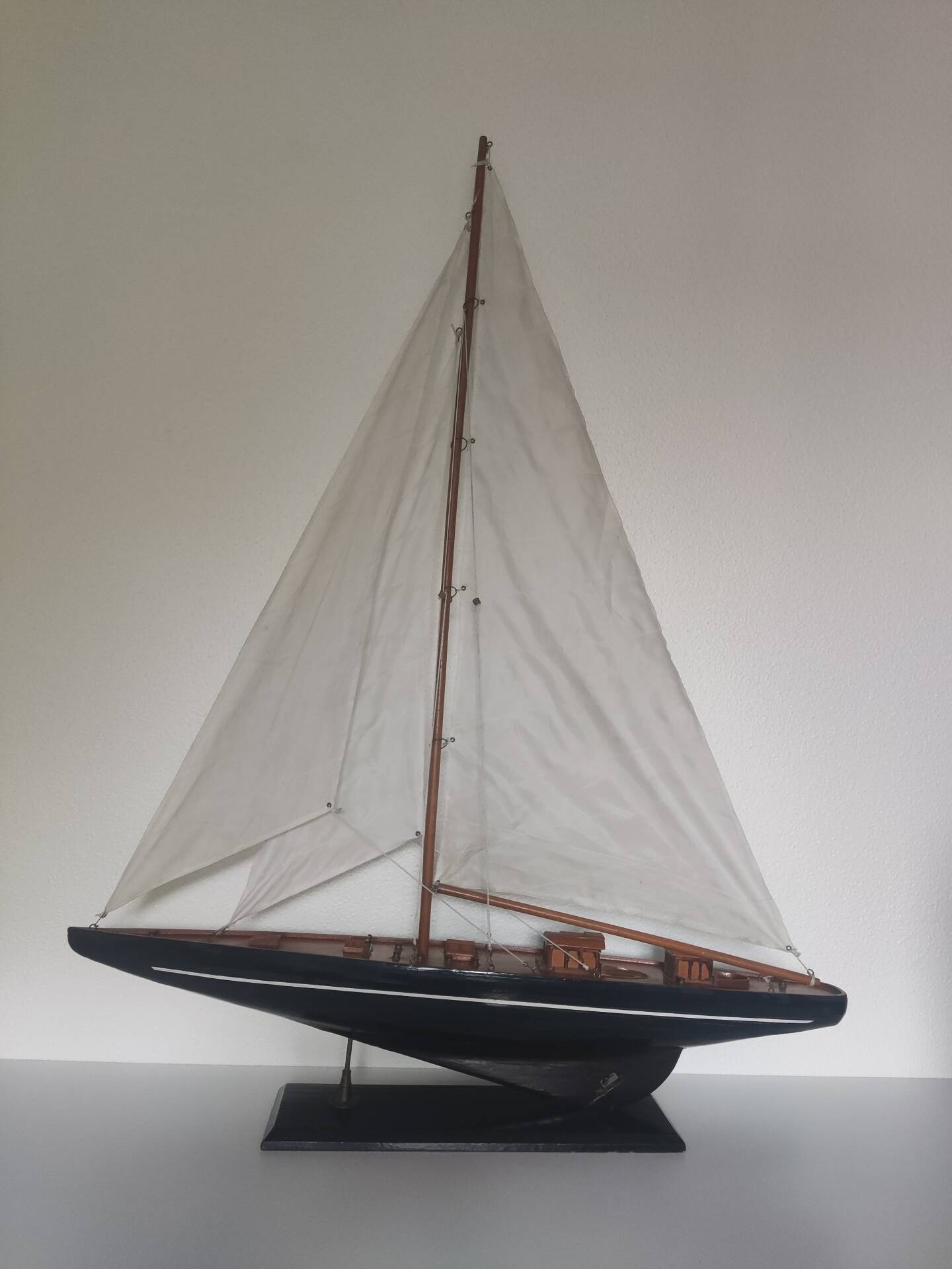 Large classic wooden pond sailboat model - Marine decor
