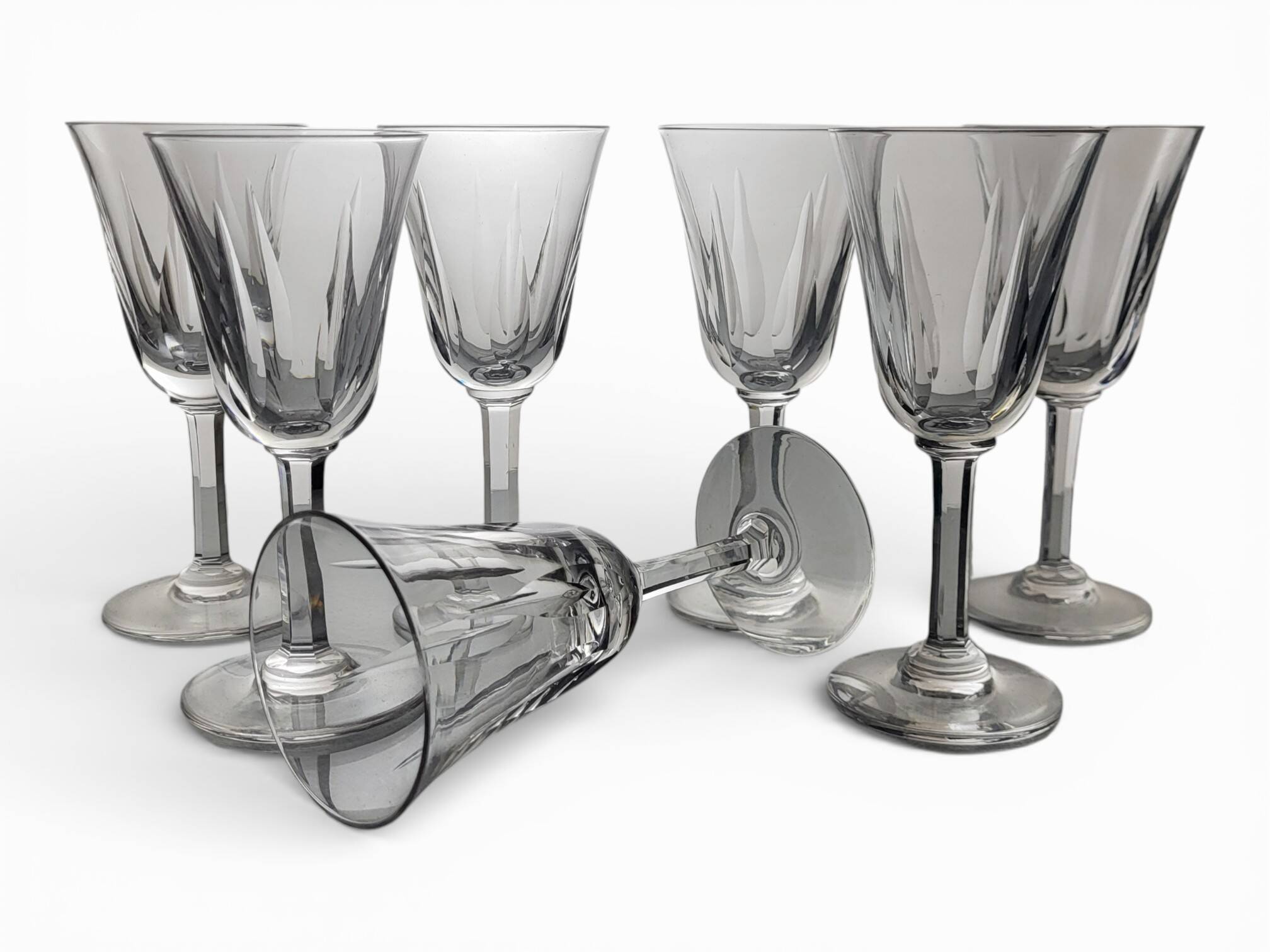 7 crystal wine glasses Saint Louis model Cerdagne