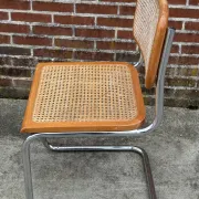 Chaise de design Cesca modèle B32 en chrome