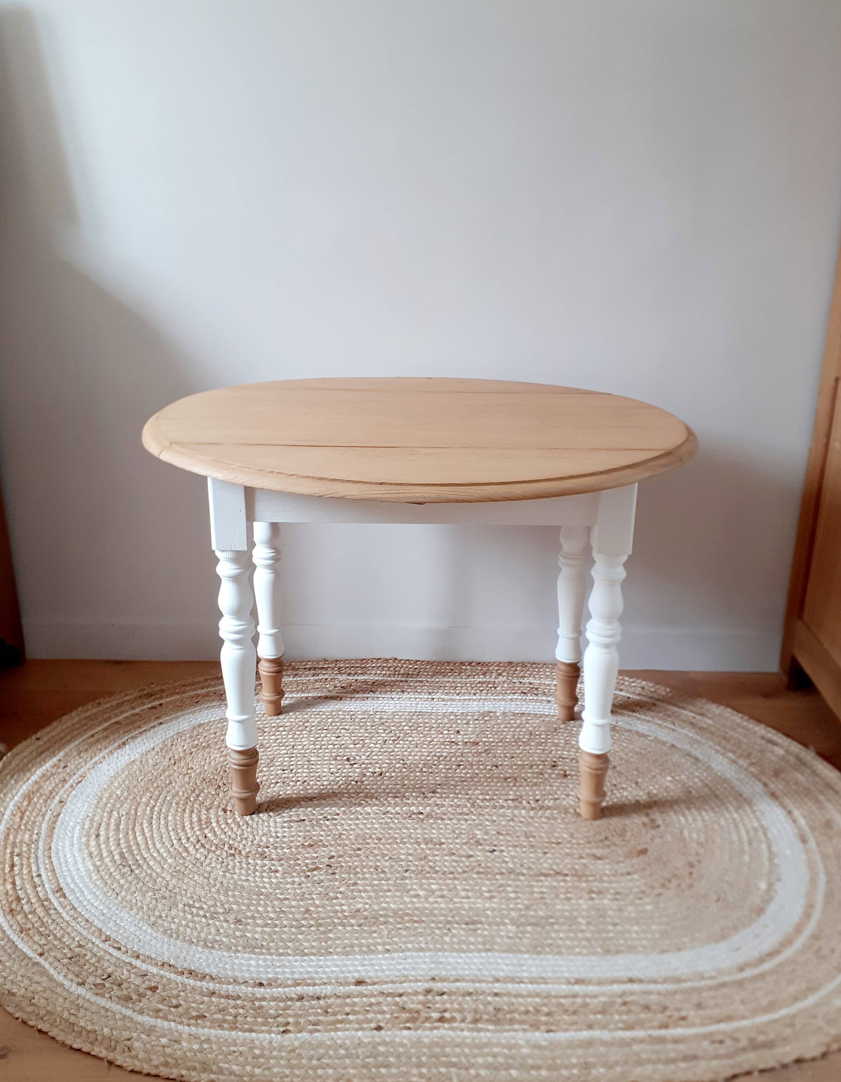 Round table with flaps restyled