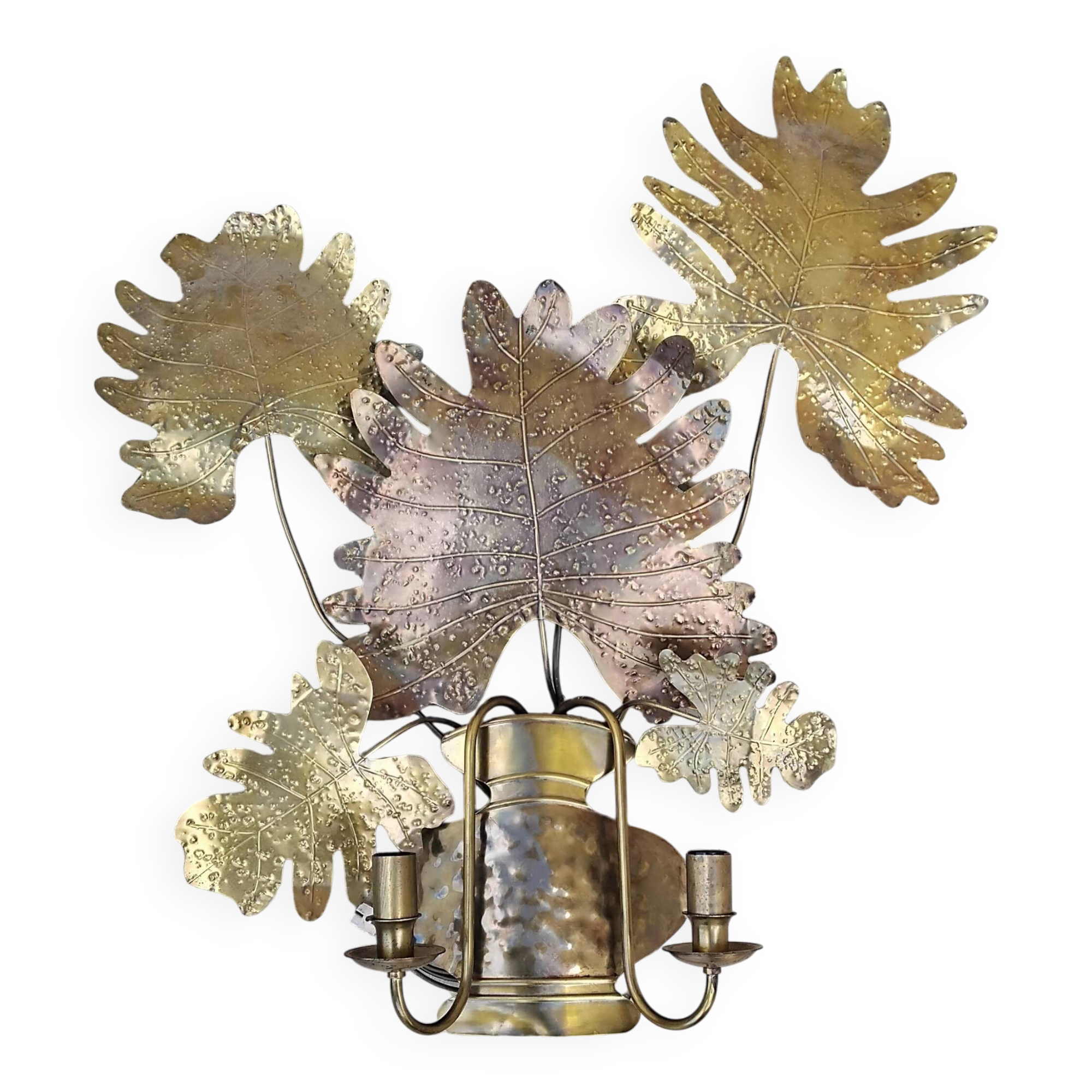 Applique en tôle dorée motif feuilles style Hans Kogl,  années 70