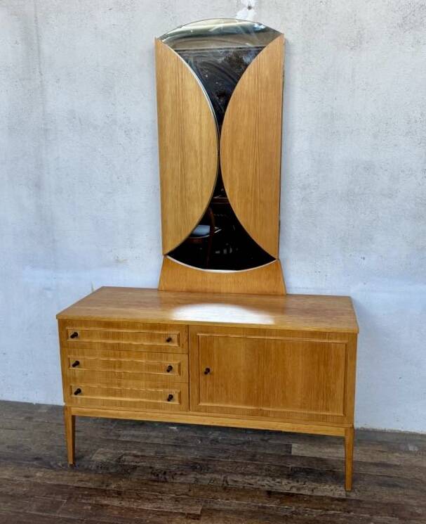 Vintage light wood dressing table and toilet sideboard
