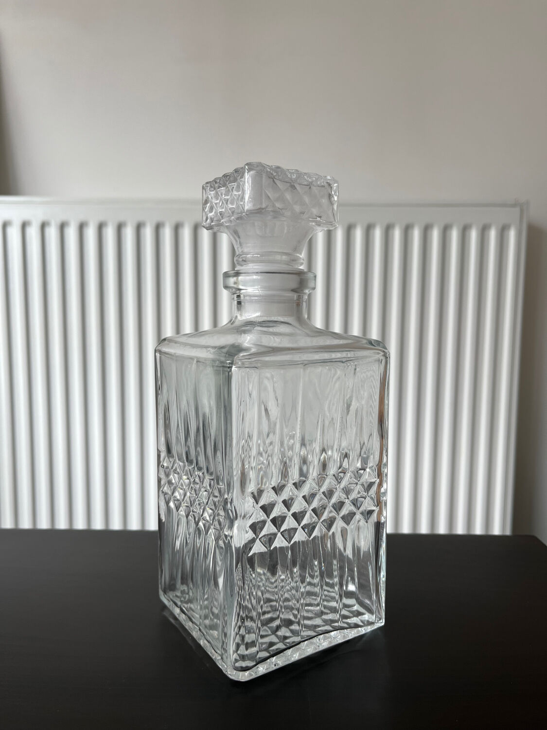 Vintage glass spirits whisky decanter