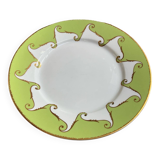 Christian Lacroix plates, Follement model