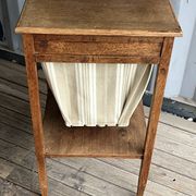 Ancienne table de couture