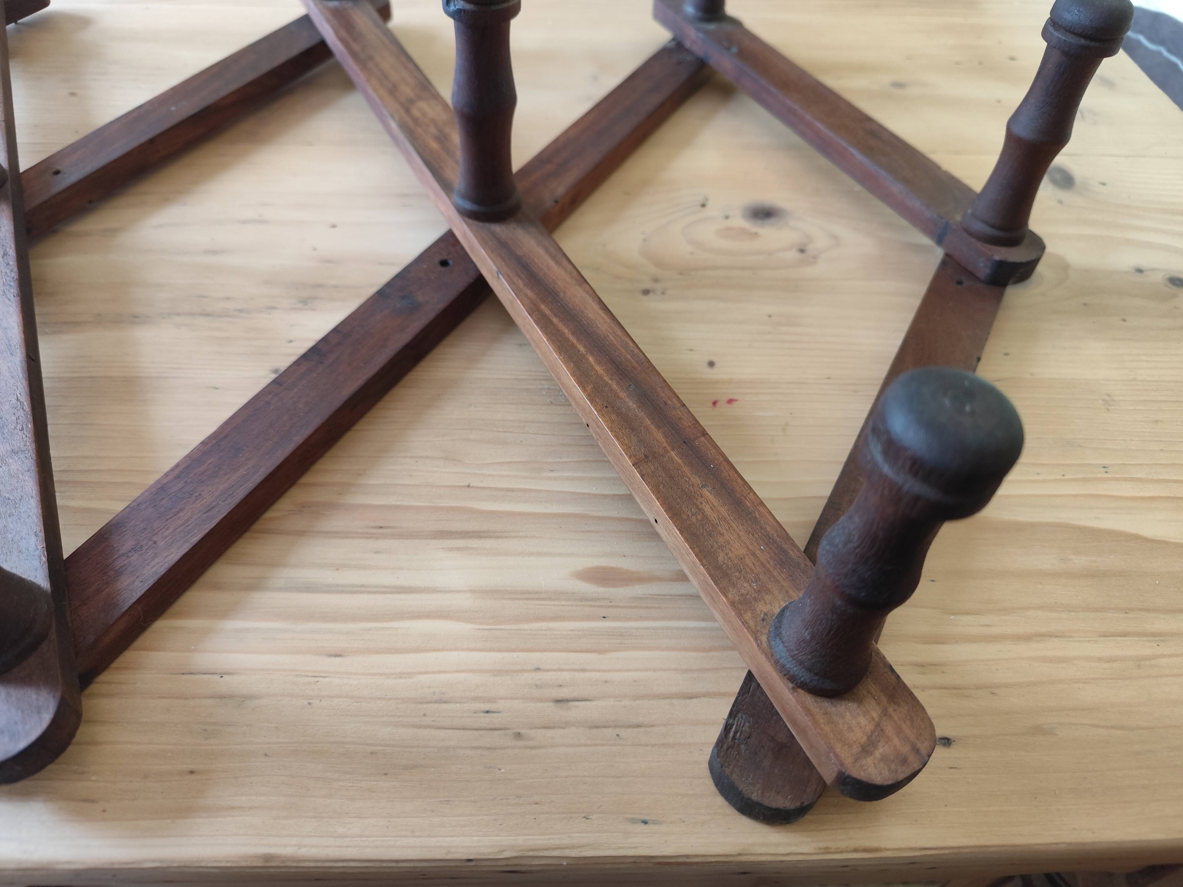 Old telescopic wooden wall coat rack - 10 accordion hook coat rack