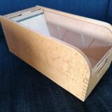 Pan-paned wood storage box