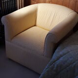 Fauteuil club en tissu jaune et blanc à rayures