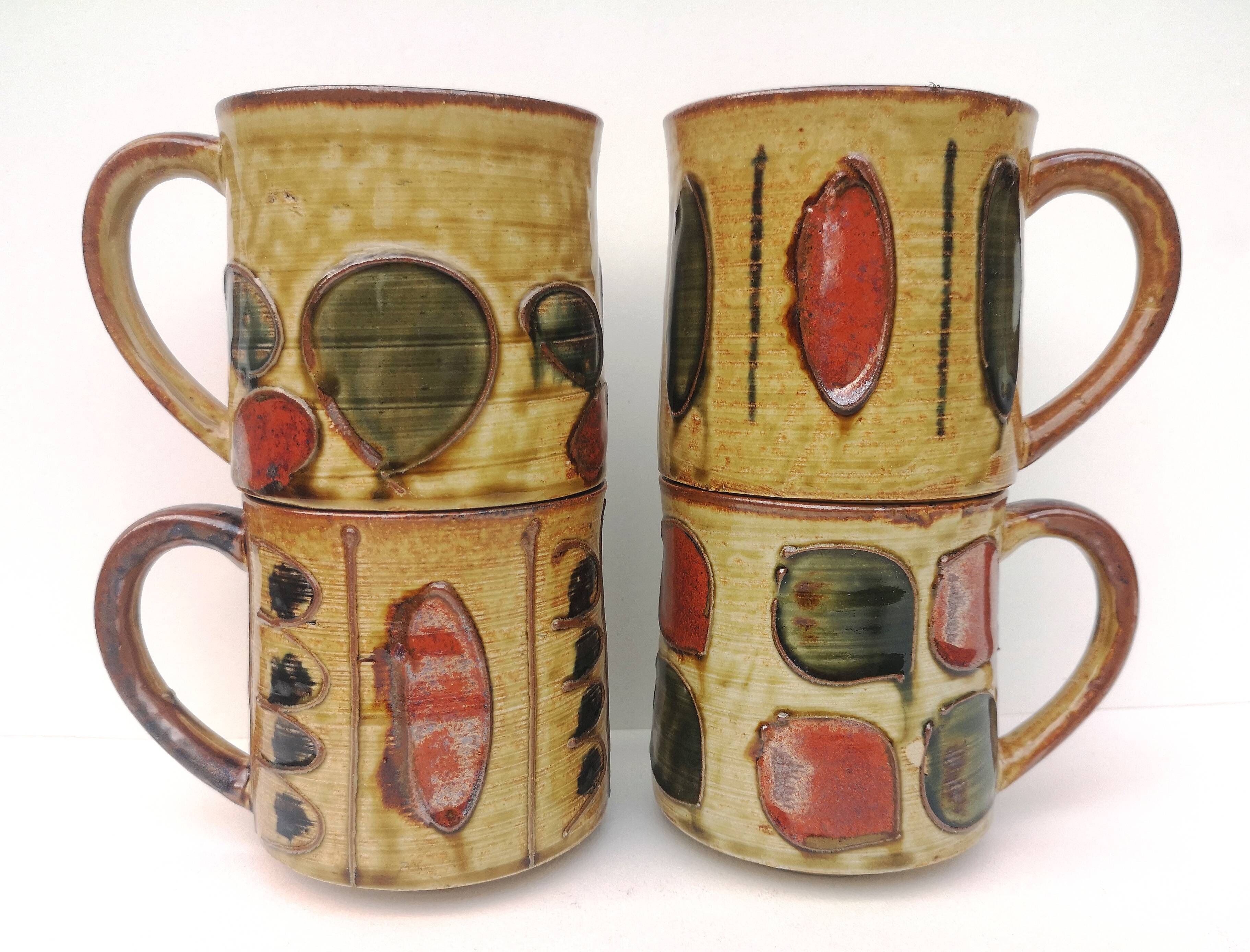 Vintage enameled ceramic mugs - Set of 4
