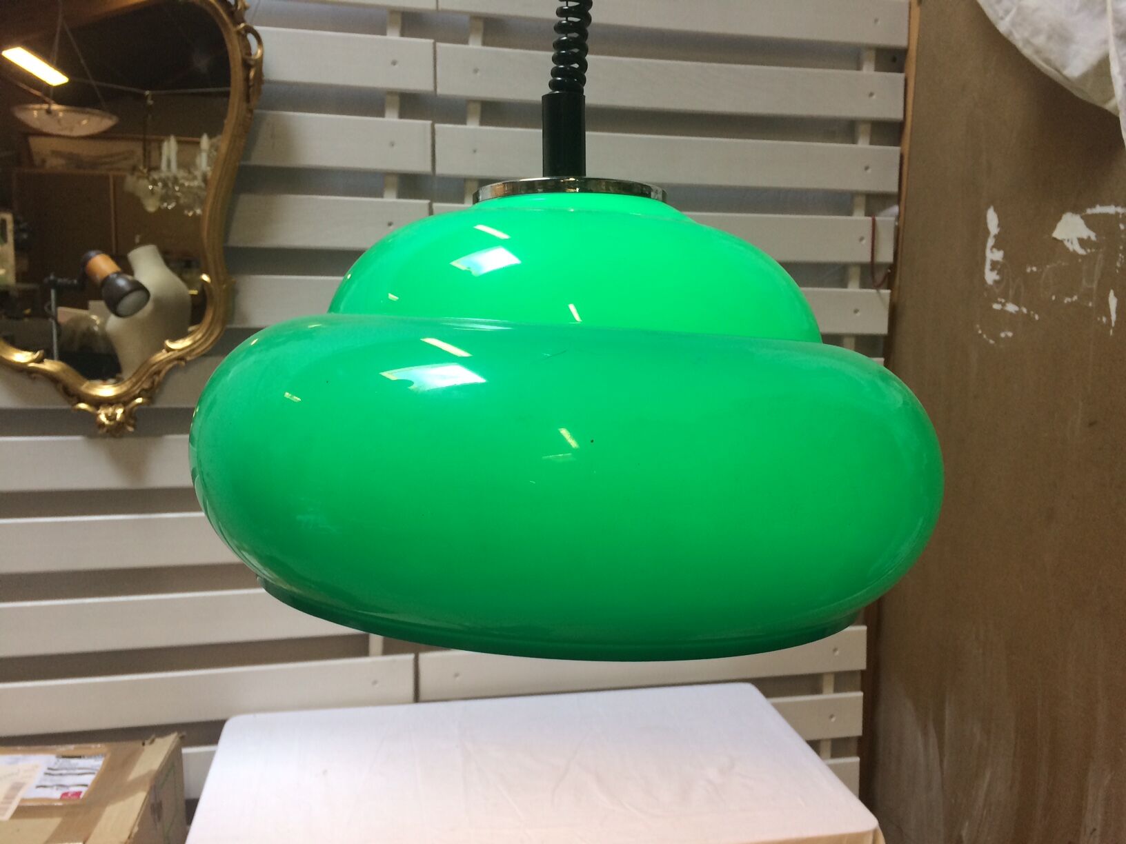 Space age green suspension - 70s - silent made in italy