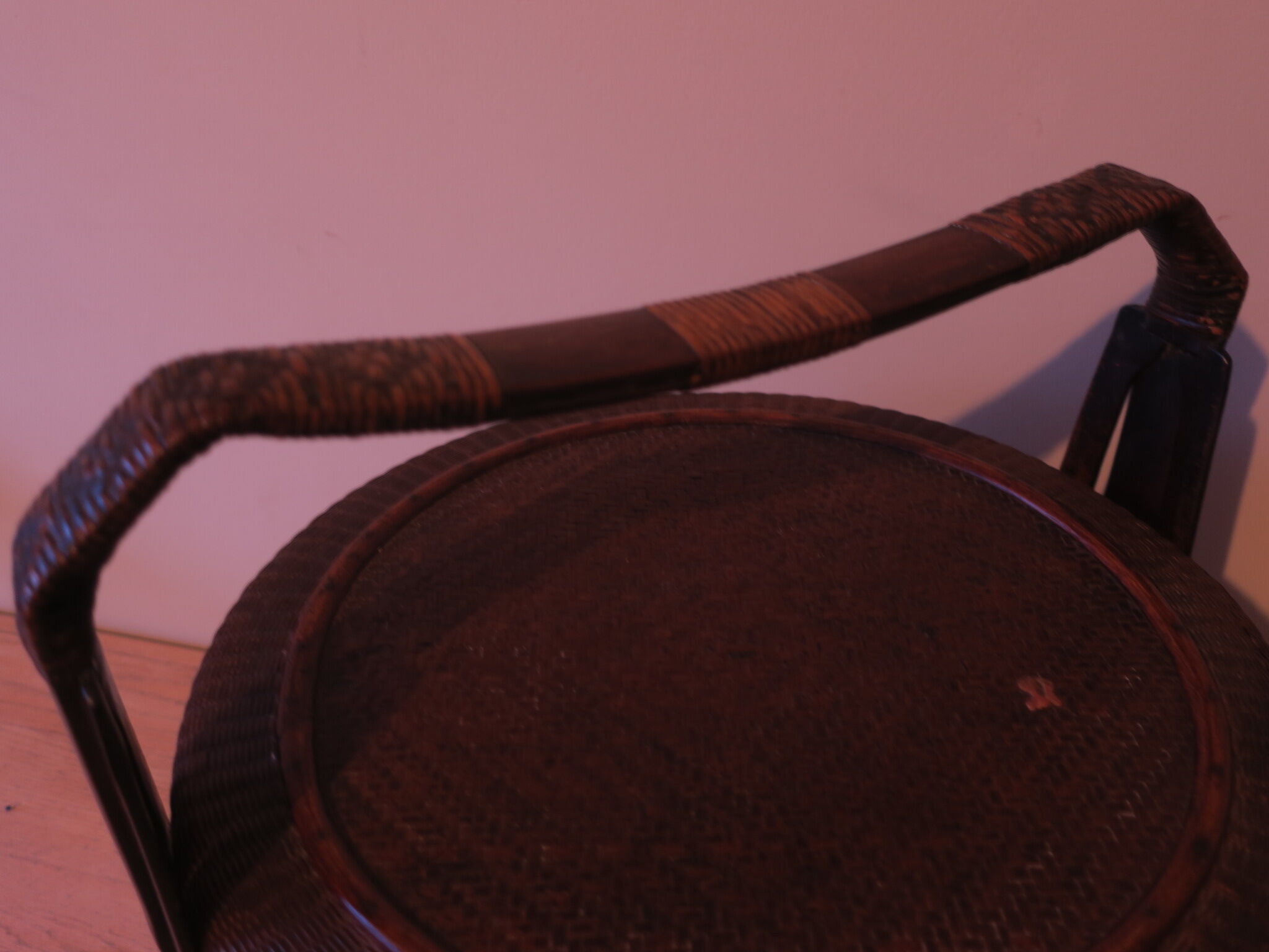Panier chinois antique en bois et rotin à 3 sections