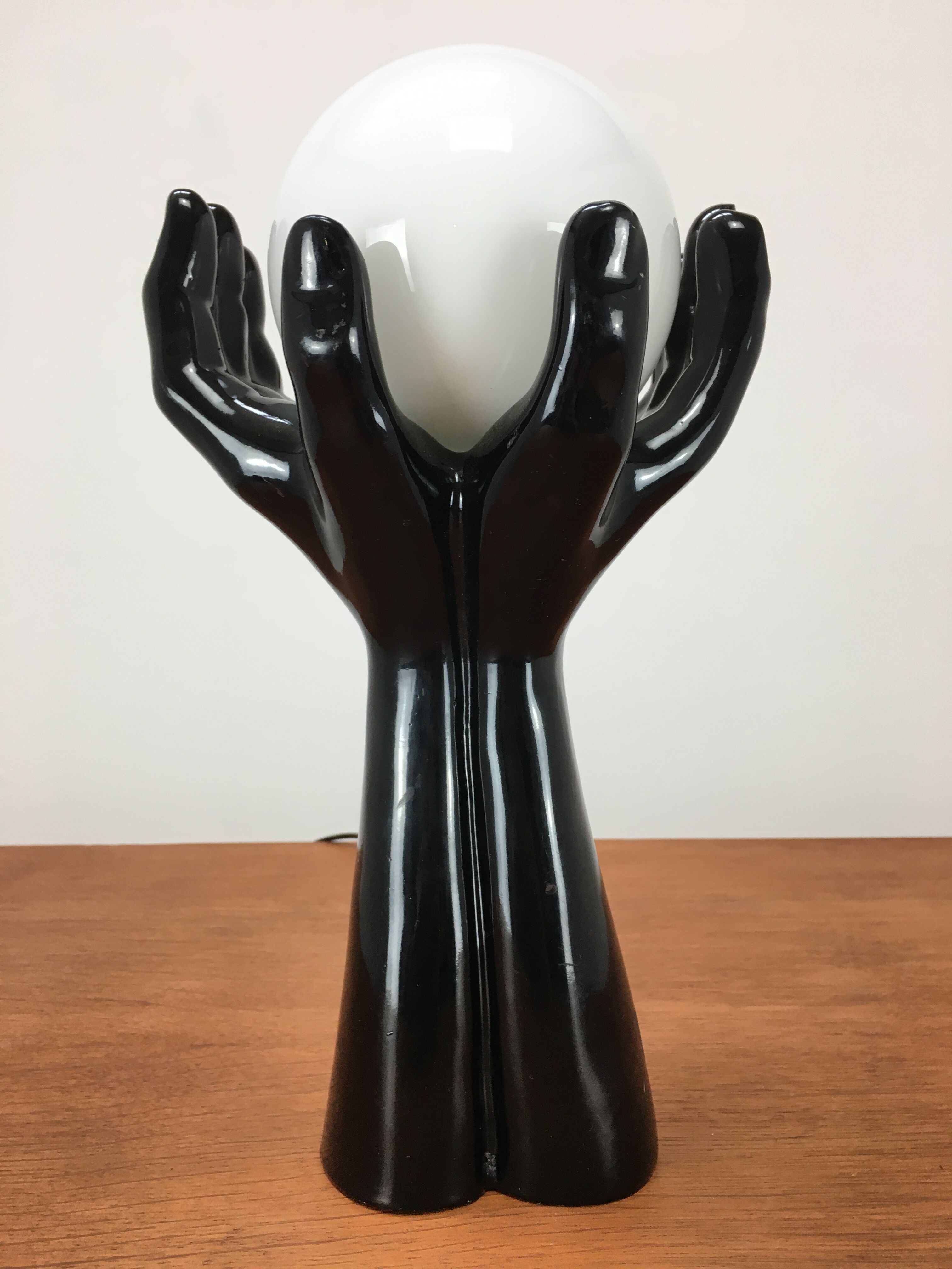 Black hand lamp 70s and opaline globe