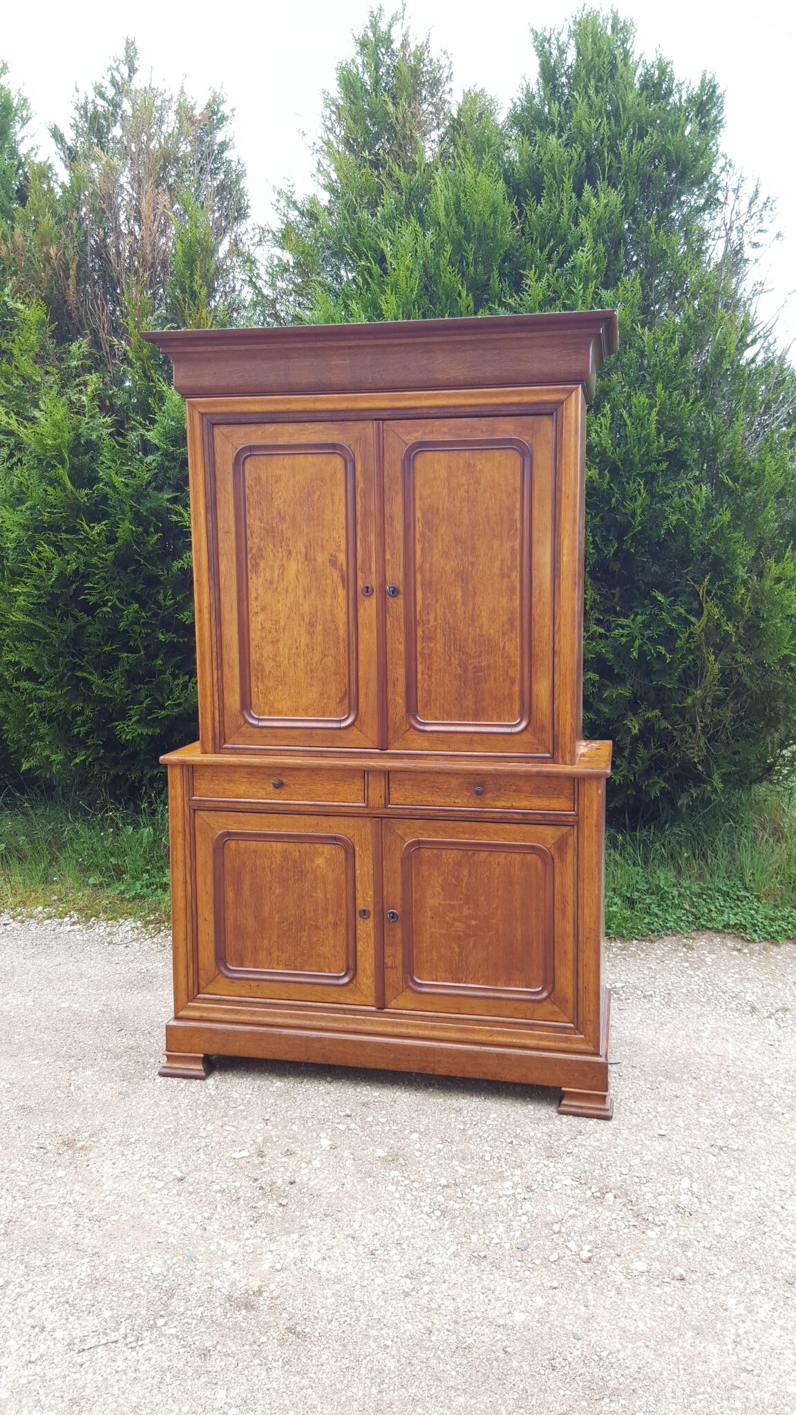 Oak sideboard 2 bodies
