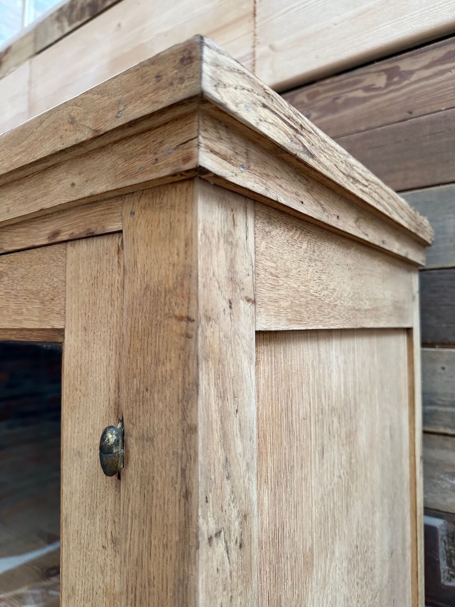Xxth century oak bookcase