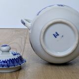 Porcelain sugar bowl with cobalt blue five-clawed dragon decor - Japan