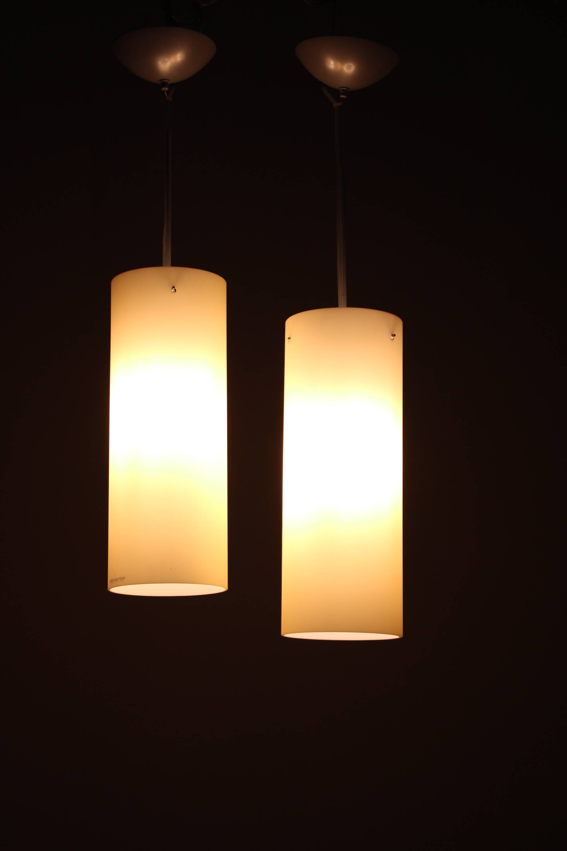 1980s pair of Aureliano Toso glass pendant lights, Italy