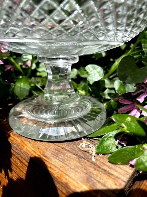 Coupe sur pied en cristal pointe de diamant centre de table vide poche deco