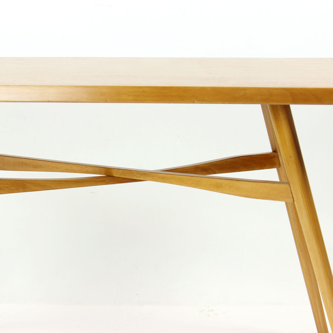 Table basse en chêne, Tchécoslovaquie Années 1960