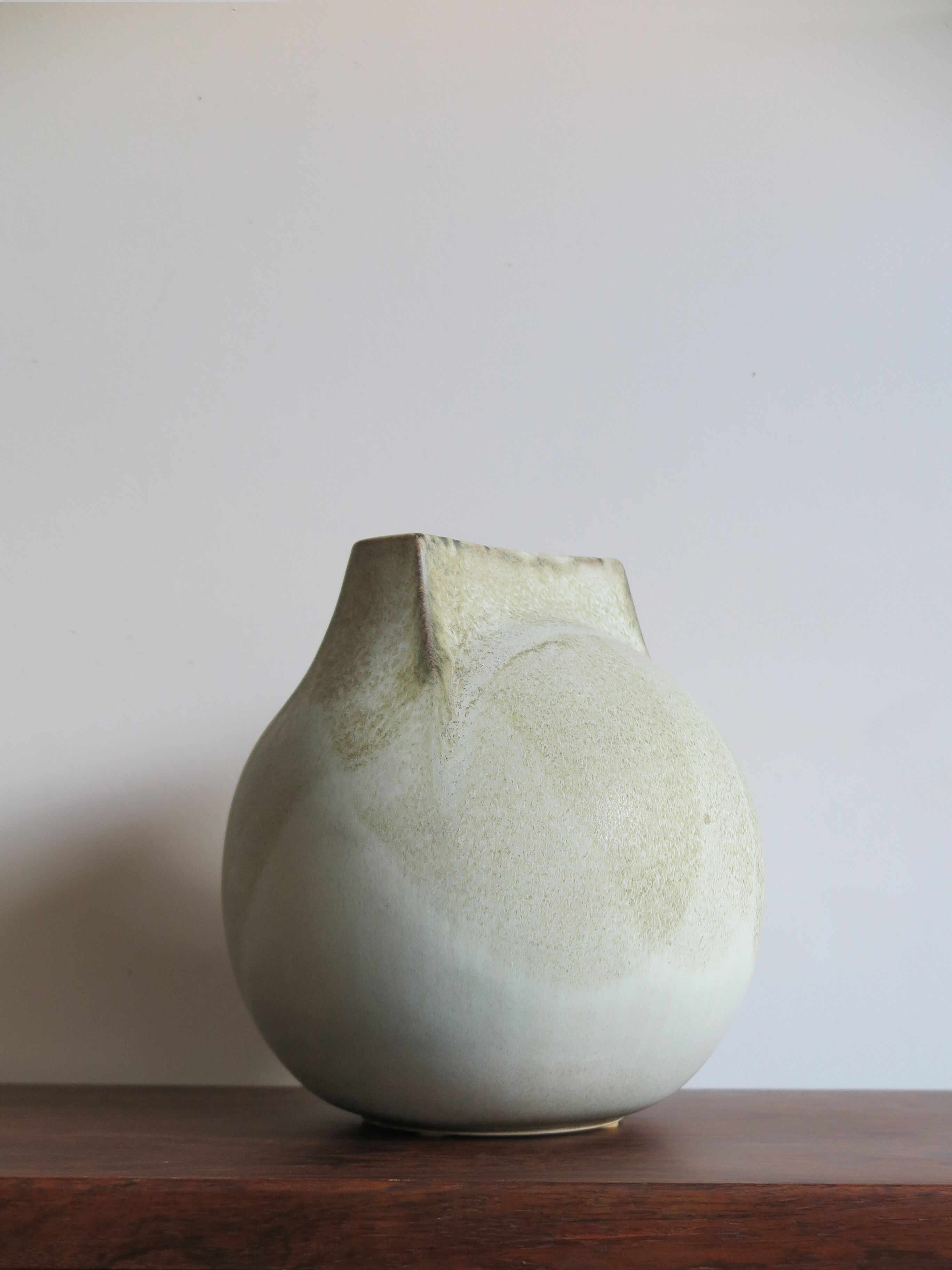 Franco Bucci Italian big sandstone vase, 1970s