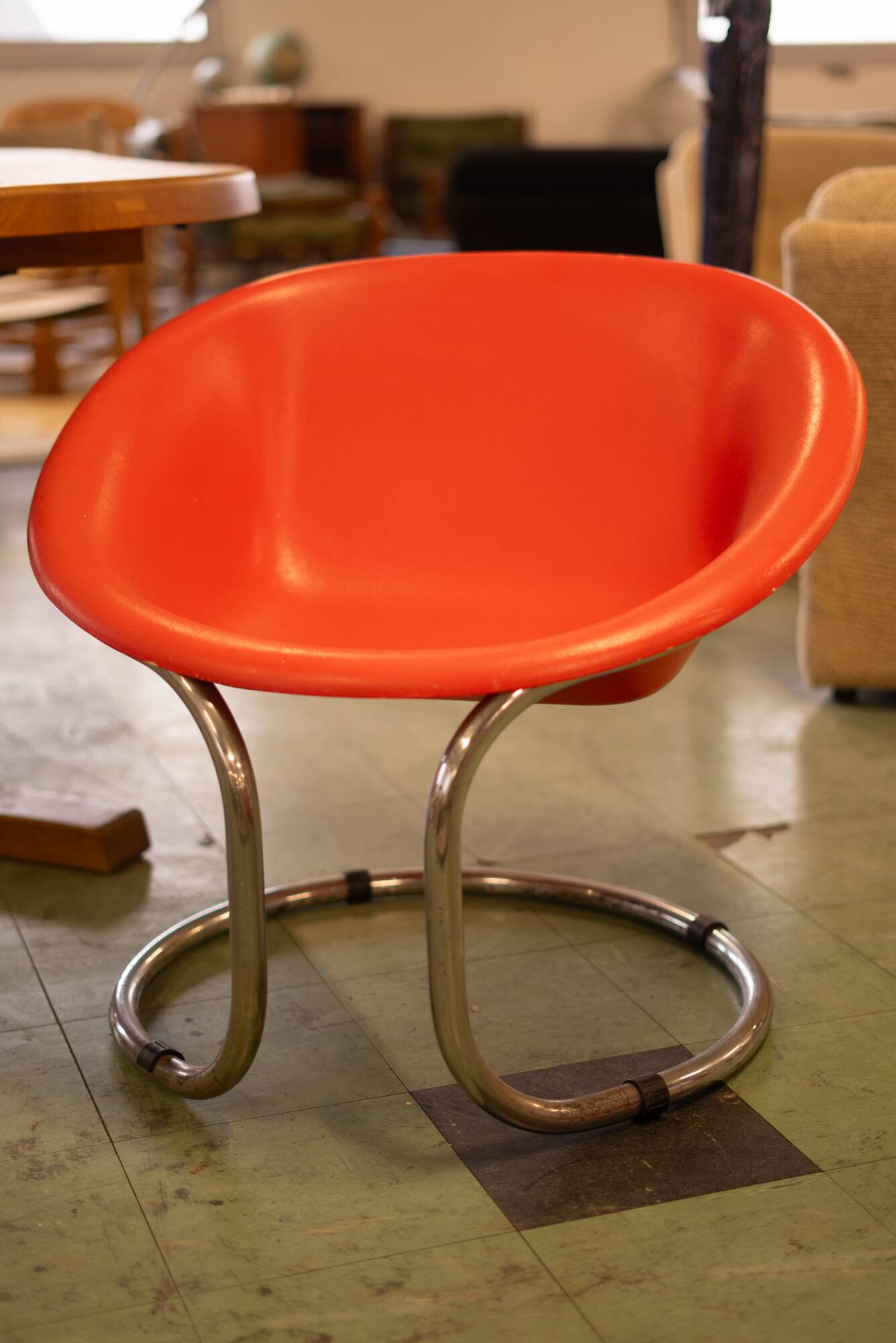 Mercurio chair by claude courtecuisse