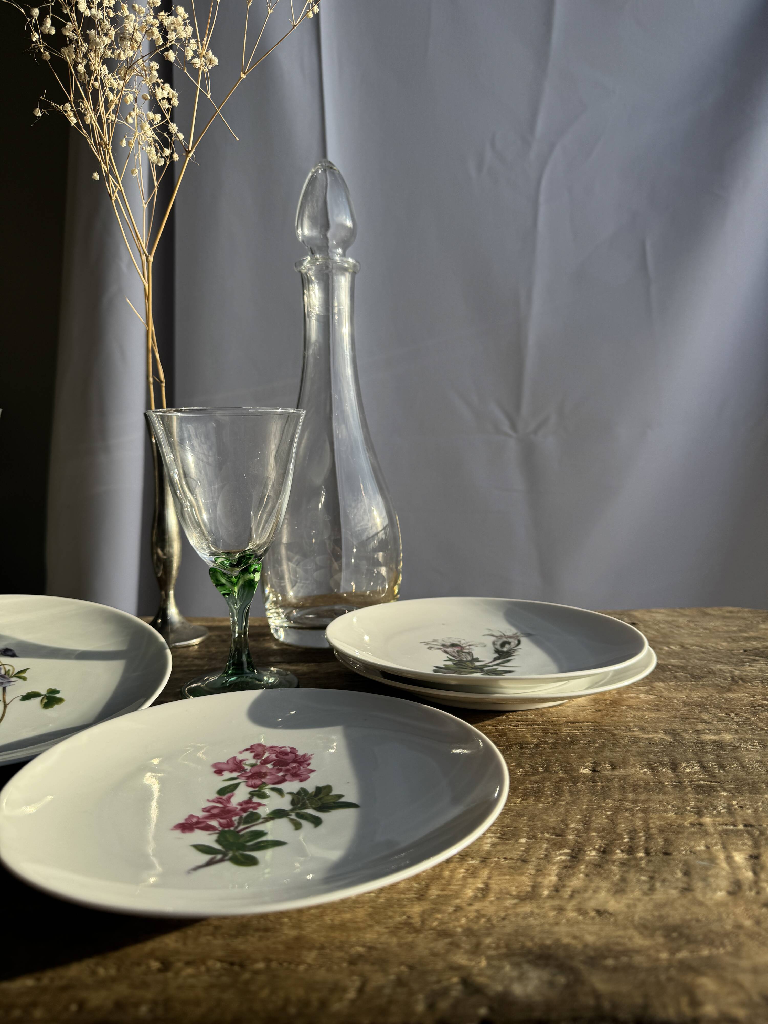 Set of 5 dessert plates with flower patterns Germany Bavaria D19